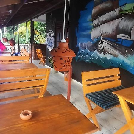 Bluefin Place To Stay أونا واتونا المظهر الخارجي الصورة