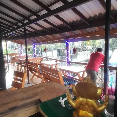 Bluefin Place To Stay أونا واتونا المظهر الخارجي الصورة